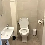 F2 Spacieux Proche Paris Apartamento